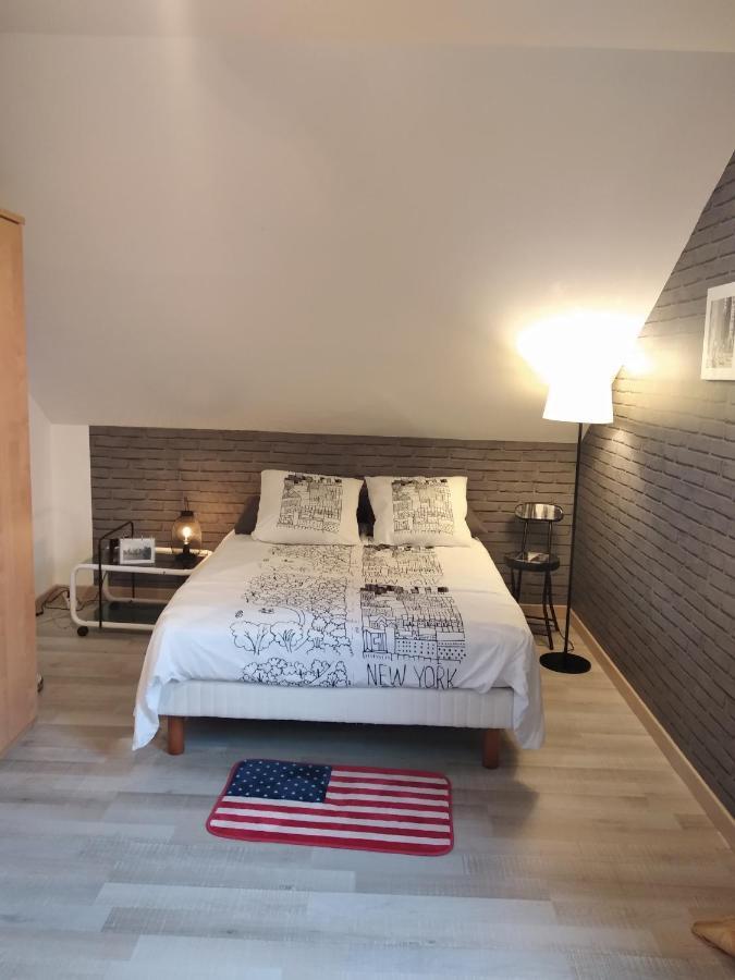 Chambre De L'Oree Du Bois Audeux Exteriör bild